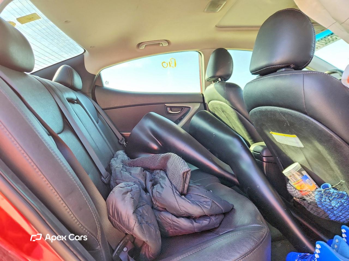 Hyundai Elantra 2013