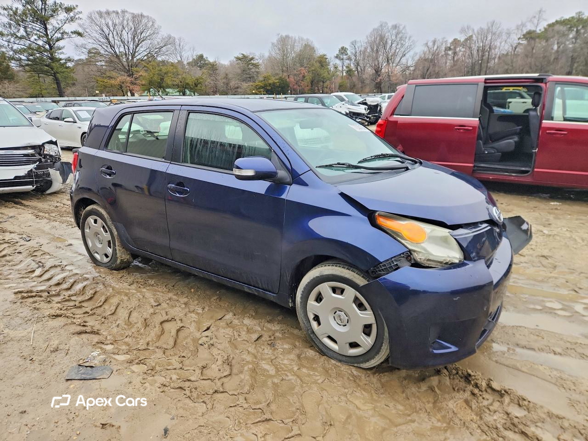 Scion xD 2010