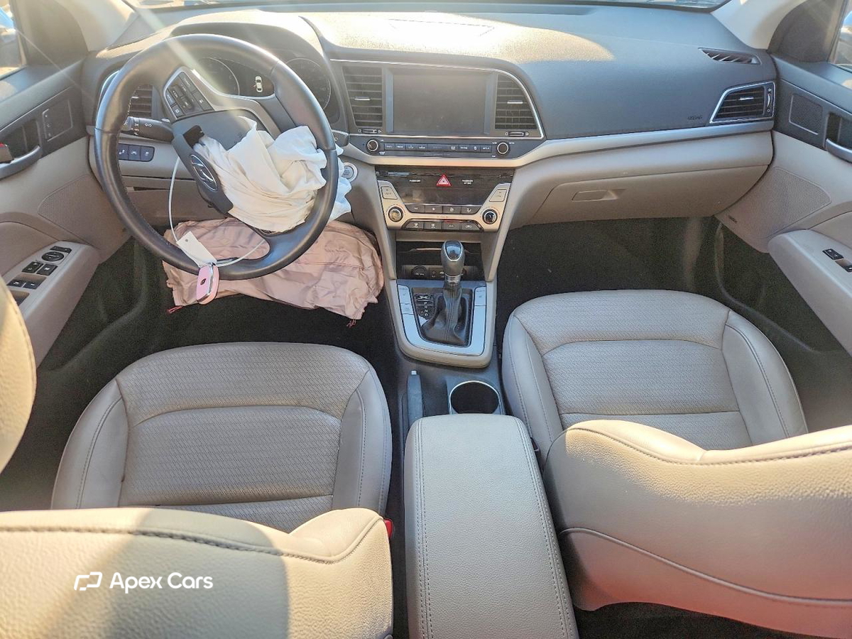Hyundai Elantra 2017