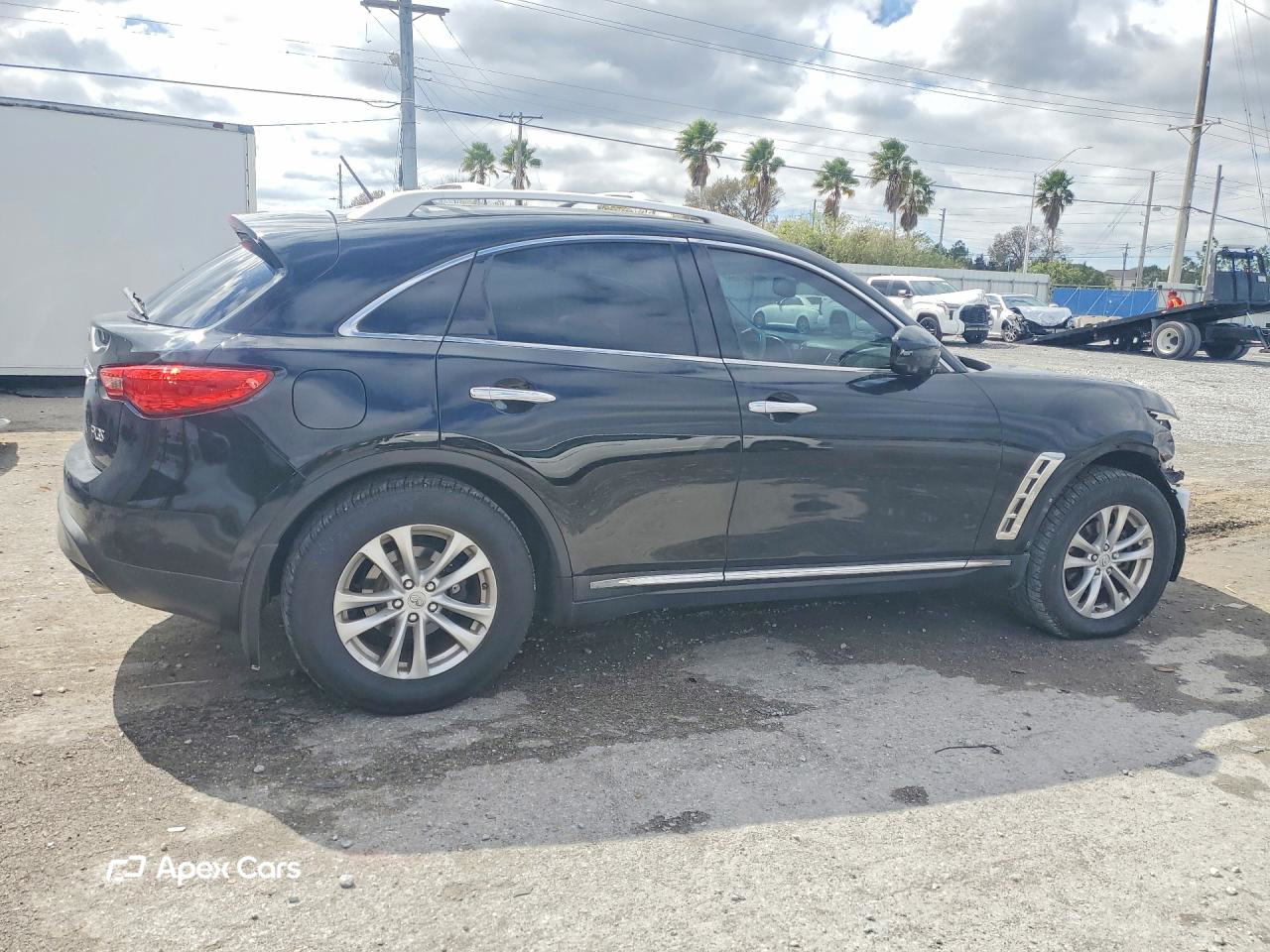 Infiniti FX 2011