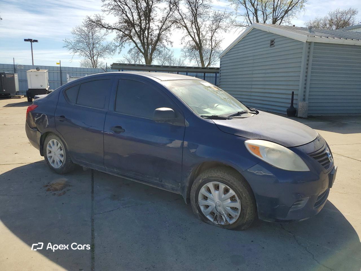 Nissan Versa 2014