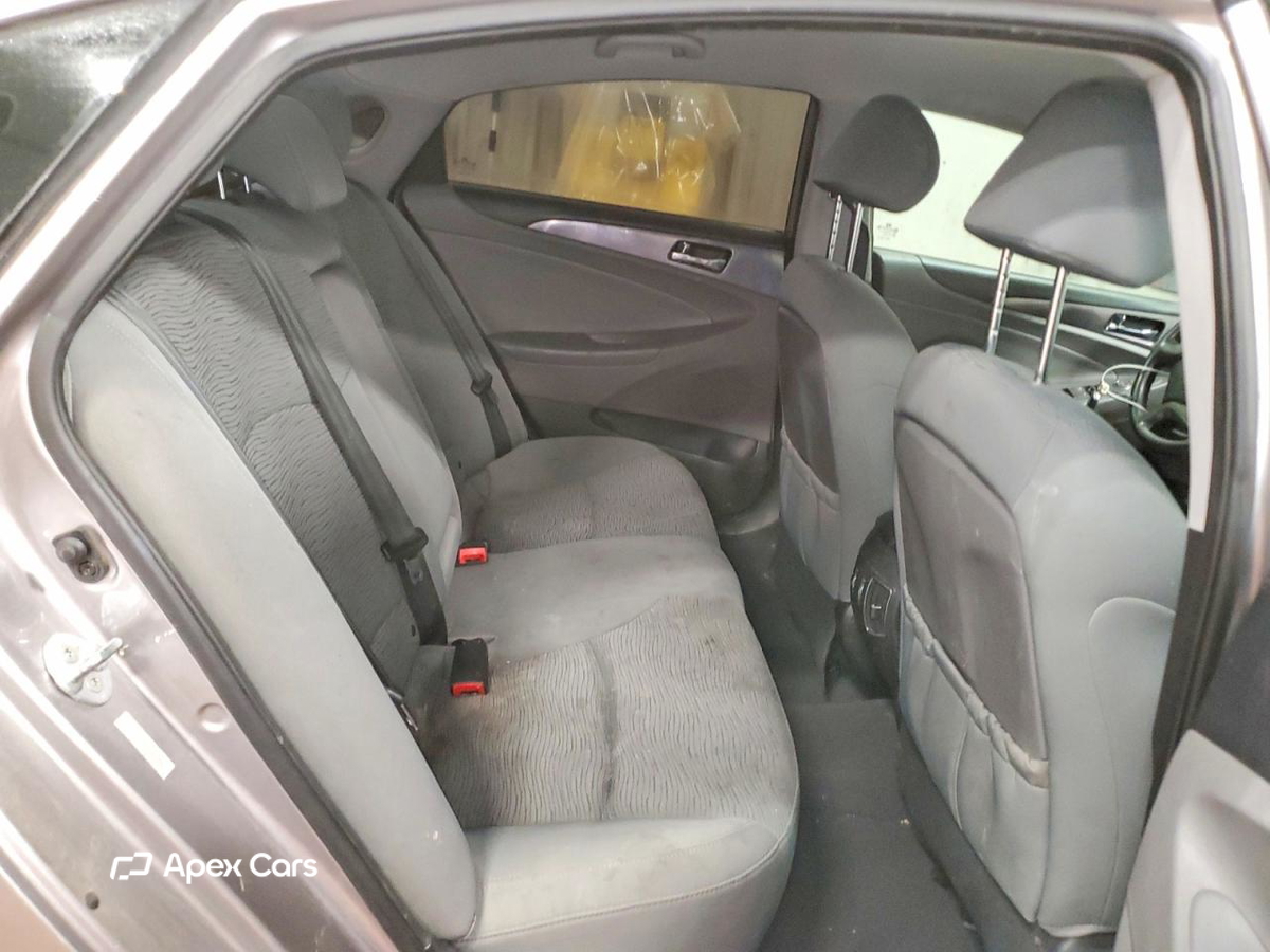 Hyundai Sonata 2012