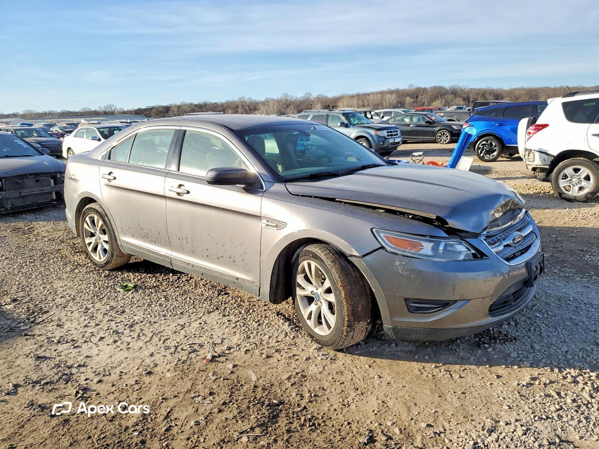Ford Taurus 2011
