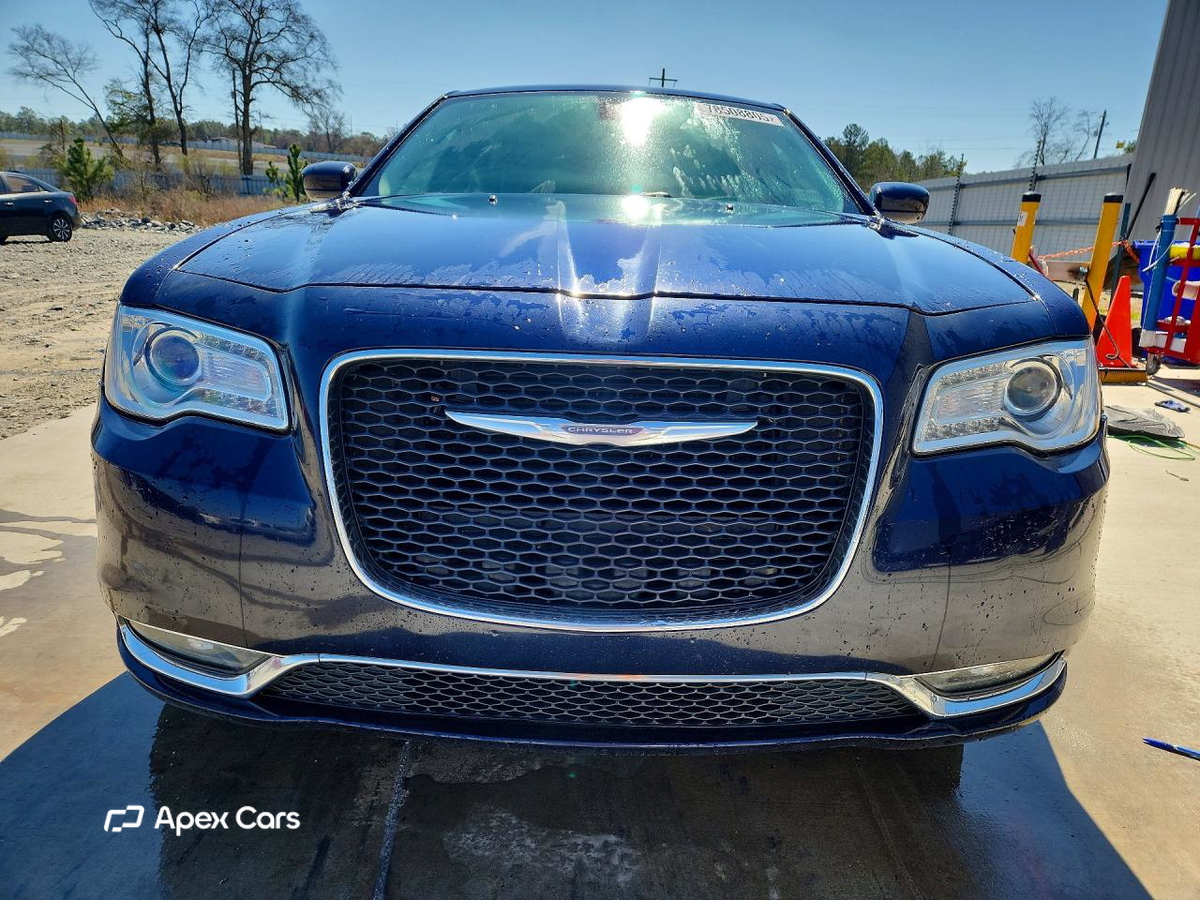 Chrysler 300 2016