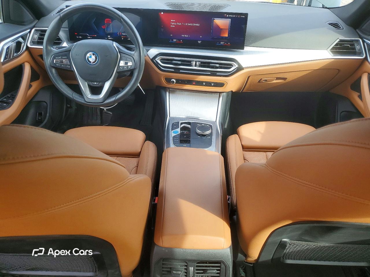 BMW i4 2023