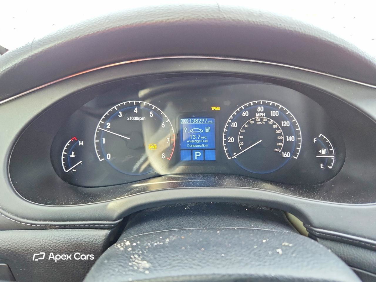 Hyundai Genesis 2009