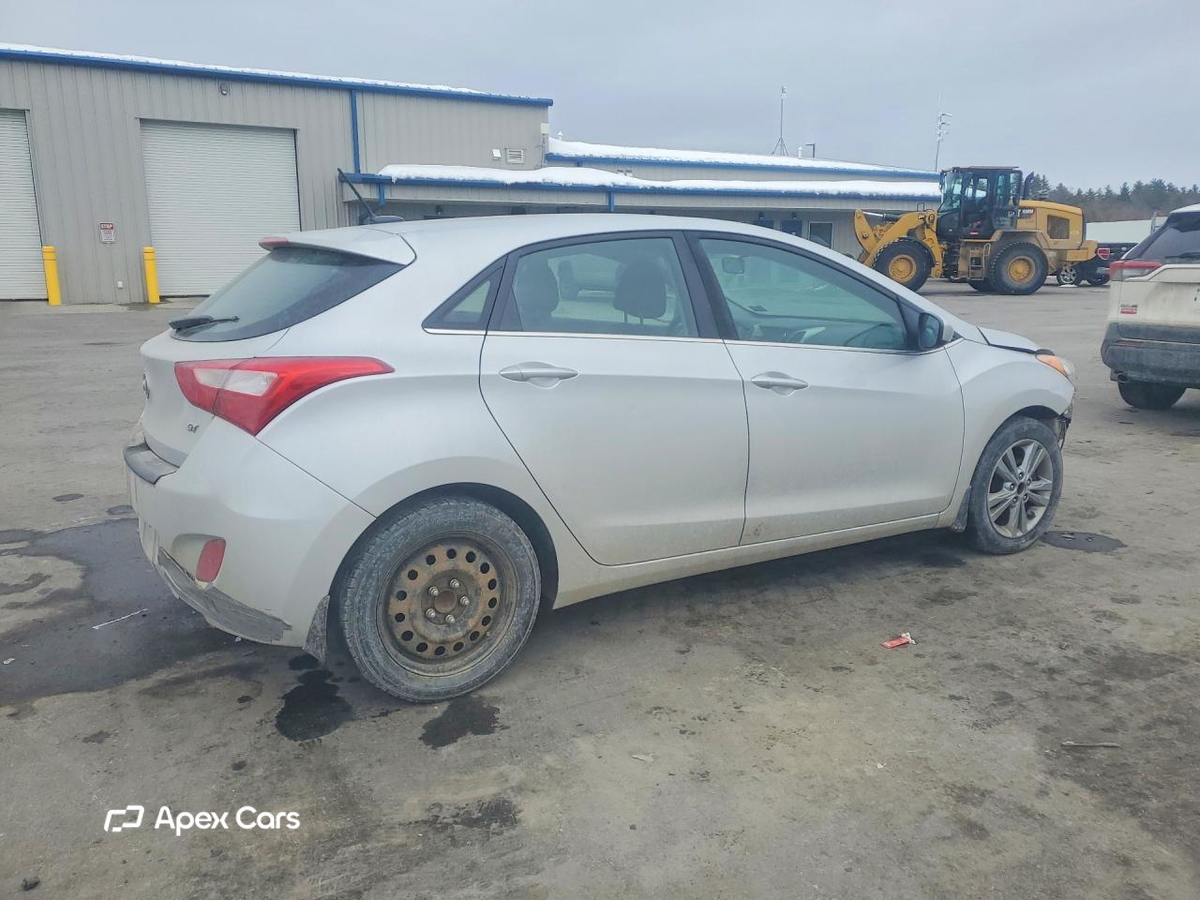 Hyundai Elantra 2016