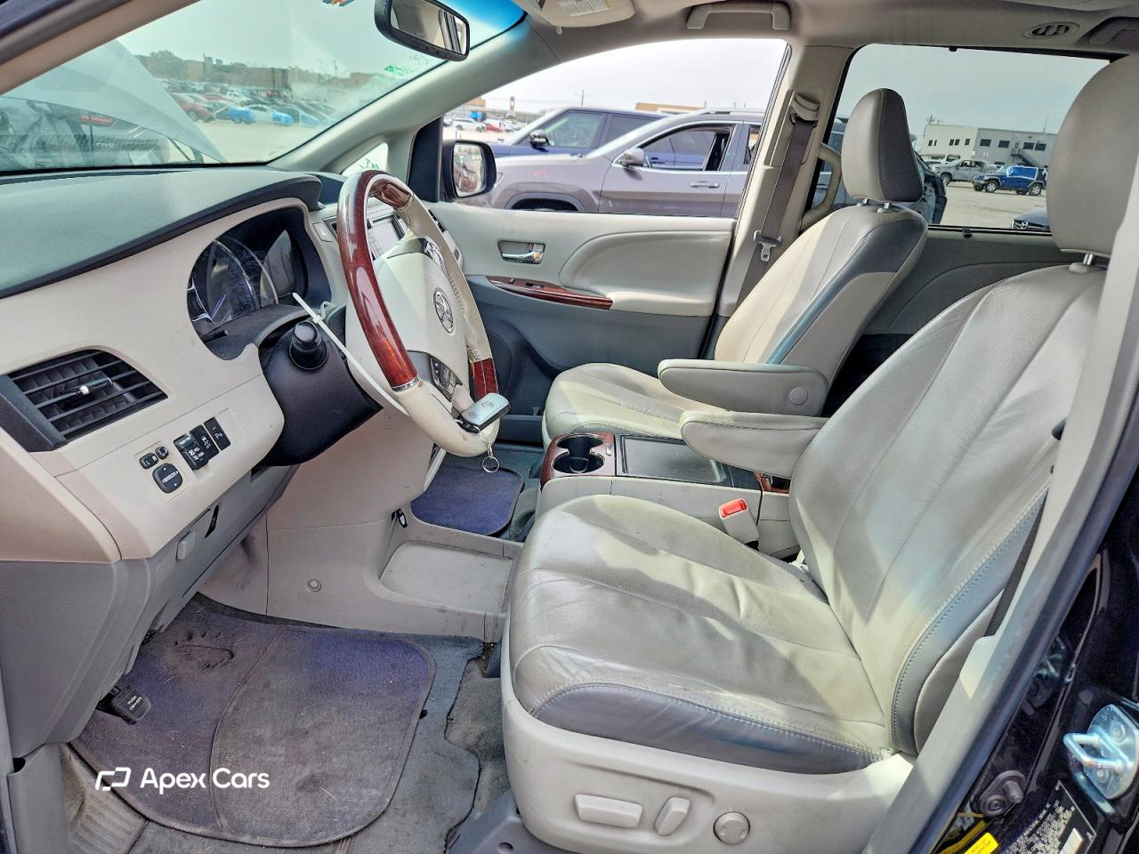 Toyota Sienna 2012