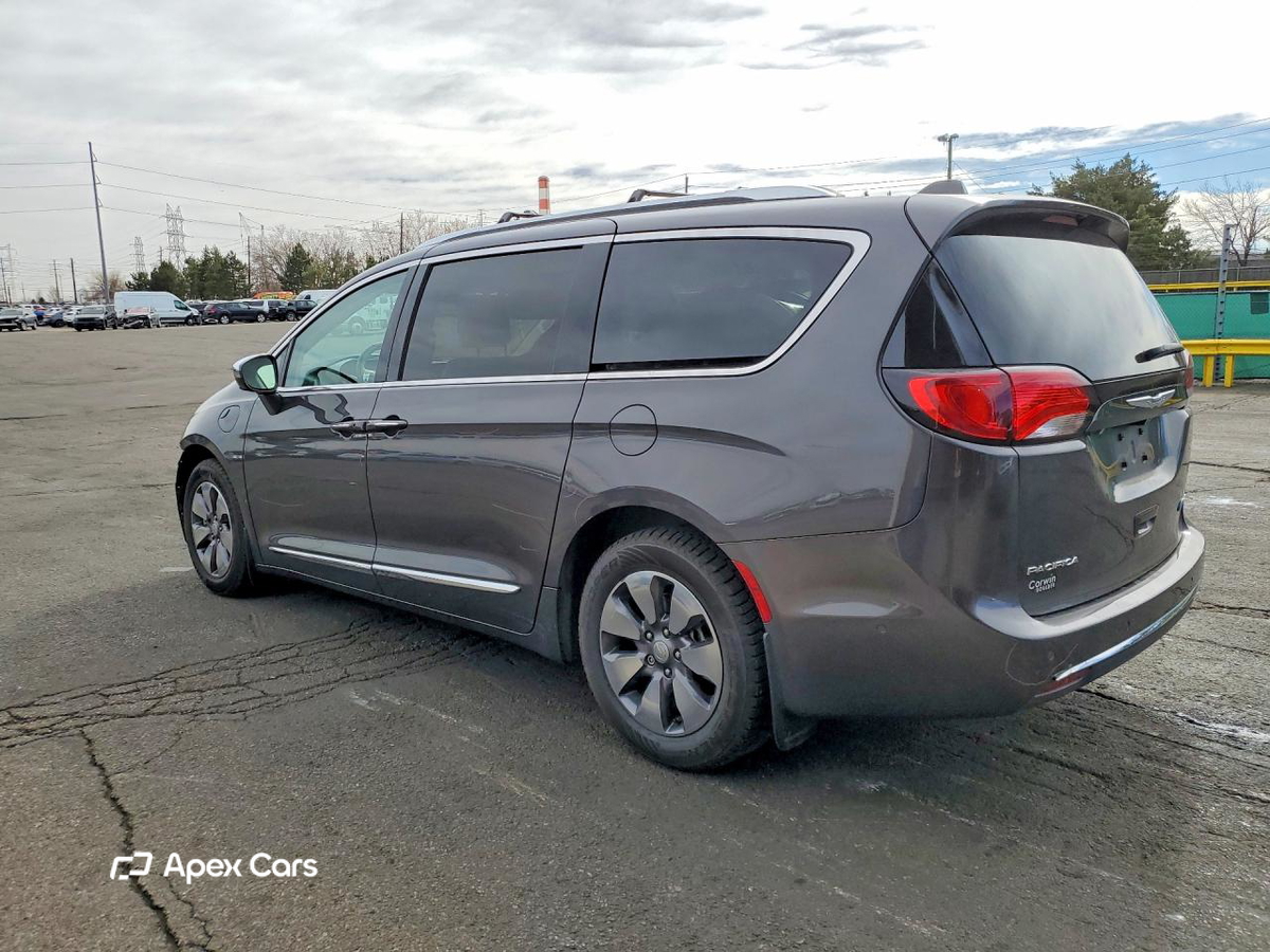 Chrysler Pacifica 2017