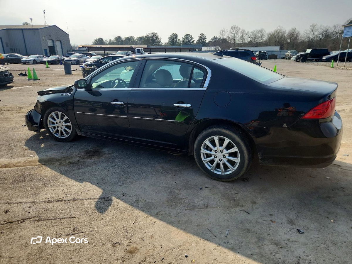 Buick Lucerne 2010