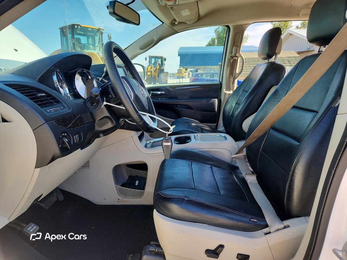 Dodge Caravan 2016