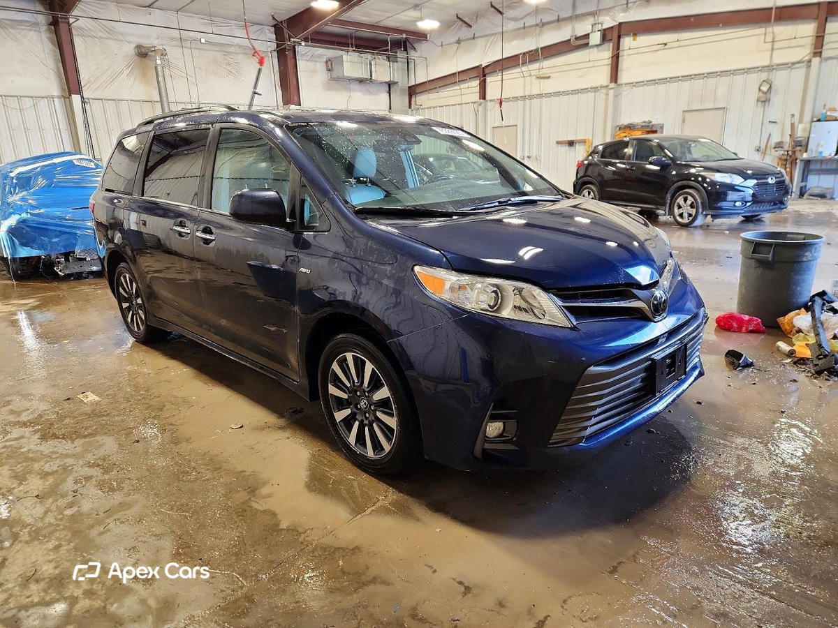 Toyota Sienna 2018