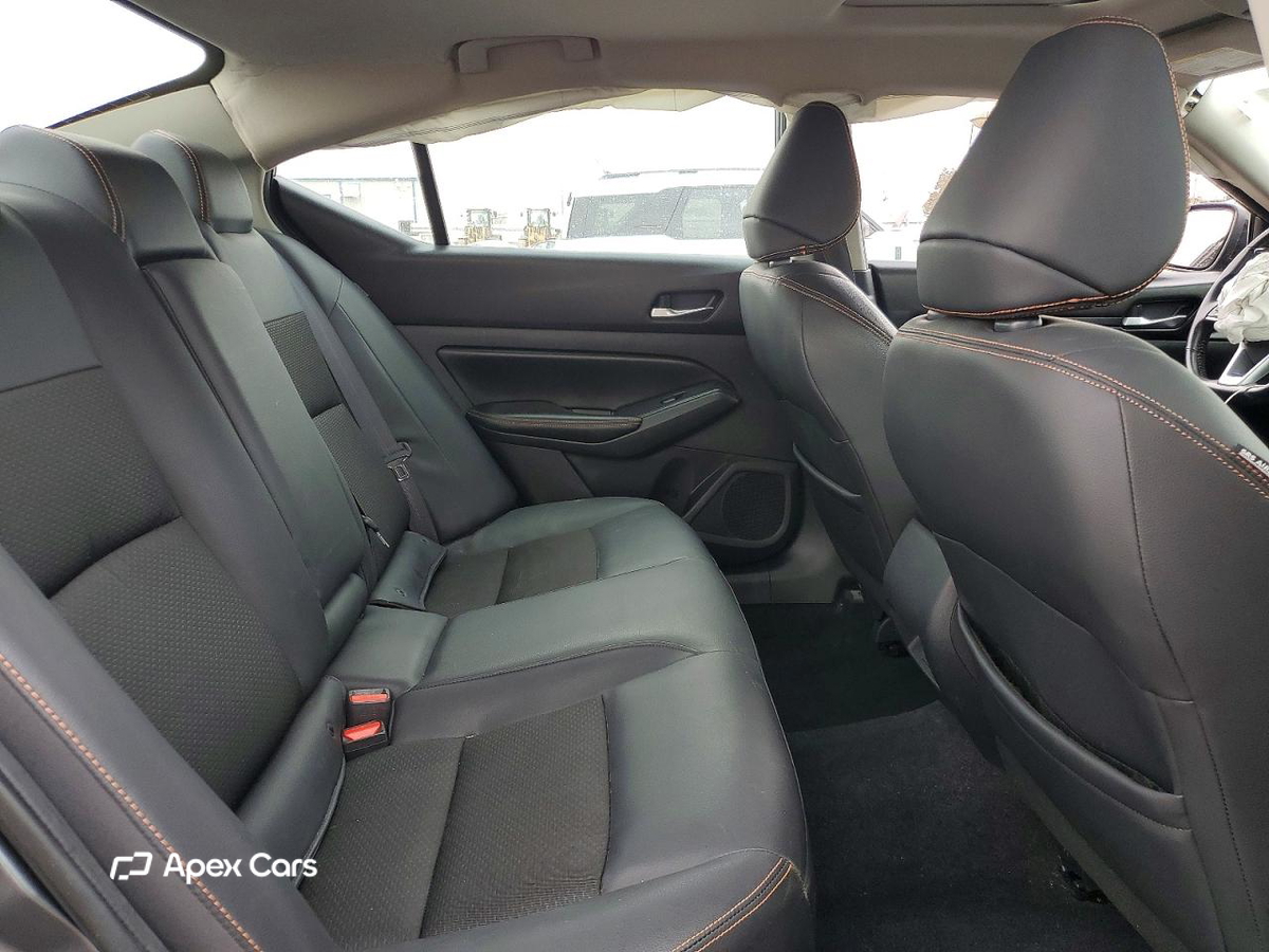 Nissan Altima 2019