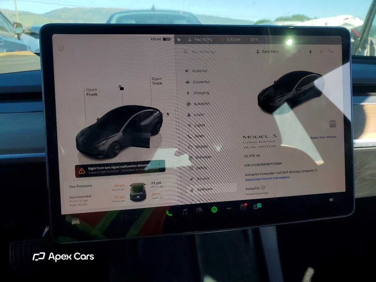 Tesla Model 3 2022