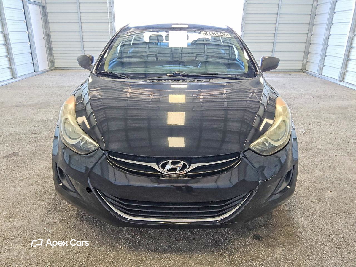 Hyundai Elantra 2011