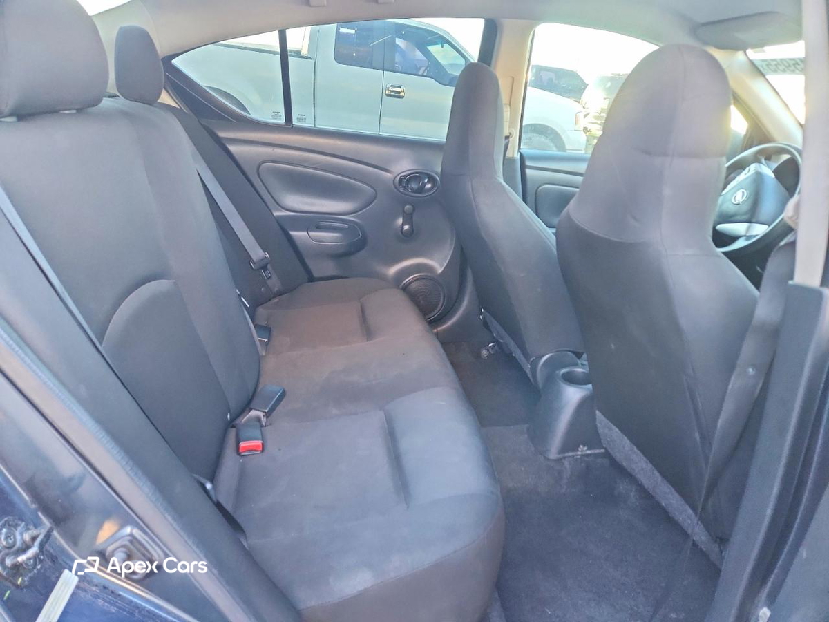 Nissan Versa 2016