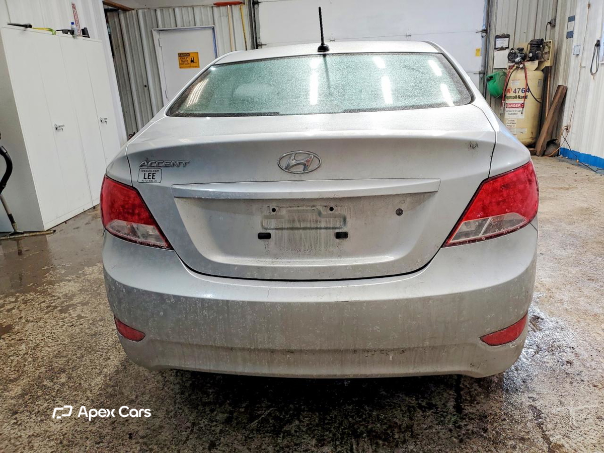 Hyundai Accent 2015