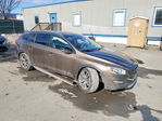 Volvo V60 2016