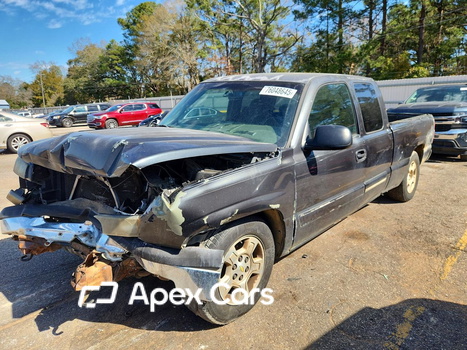 Chevrolet Silverado 2004 - Image 1 of 12