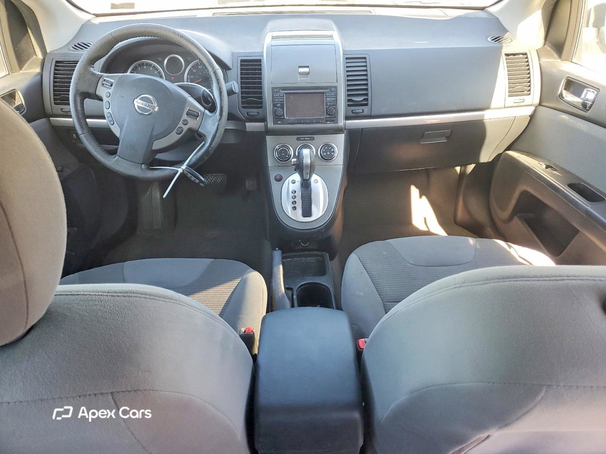 Nissan Sentra 2012
