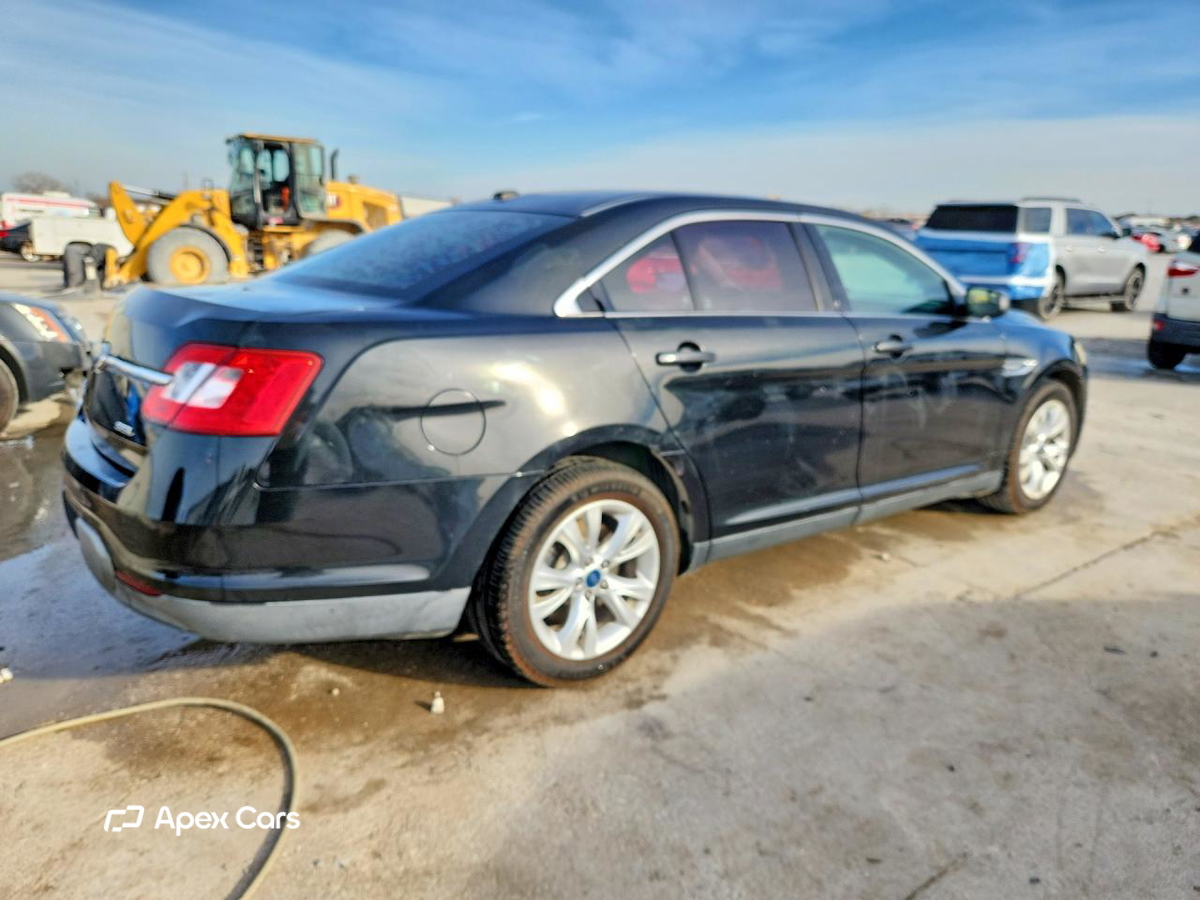 Ford Taurus 2012