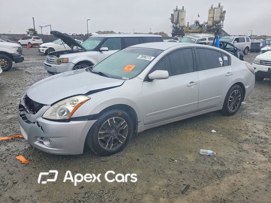 Altima 2012 - Image 1 of 13