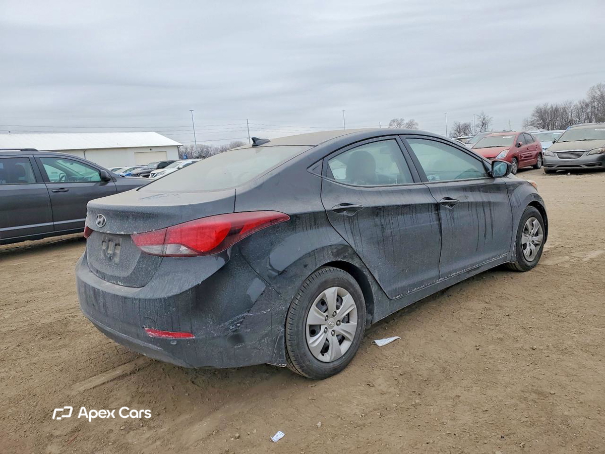 Hyundai Elantra 2016