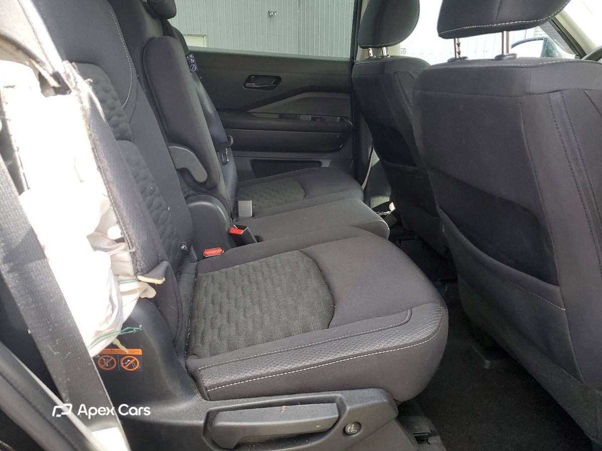 Nissan Pathfinder 2024