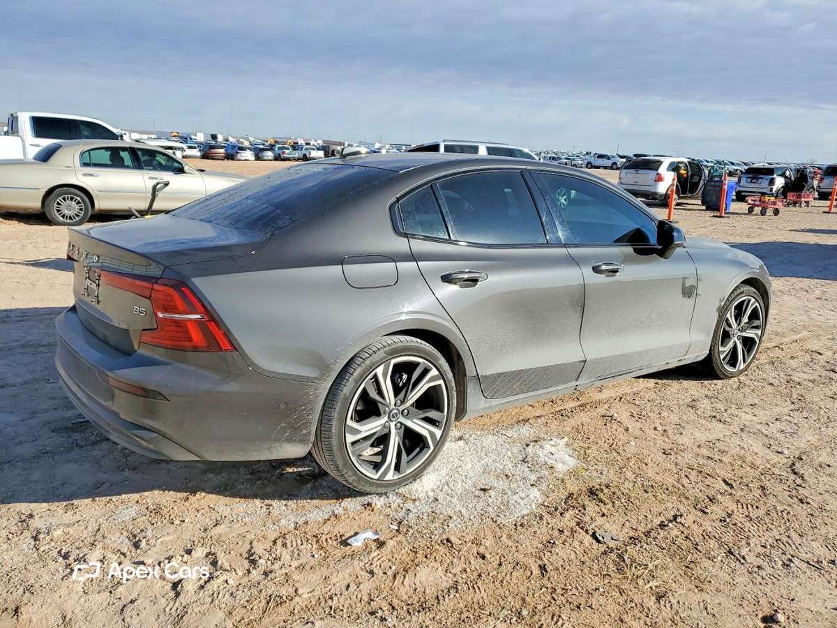 Volvo S60 2024