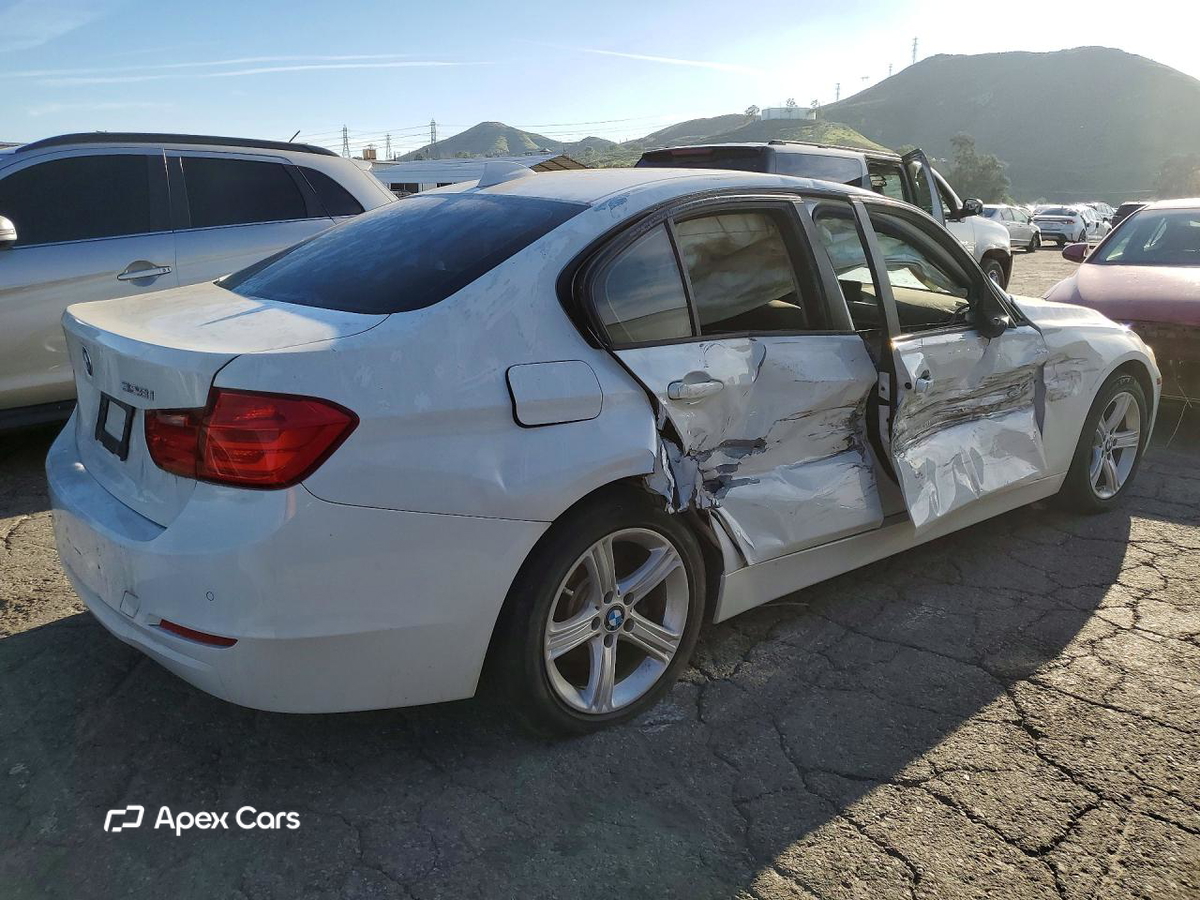BMW Series 3 2015