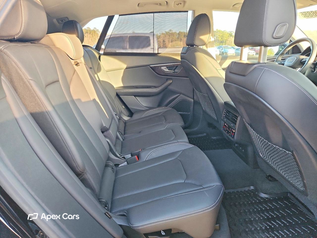 Audi Q8 2023