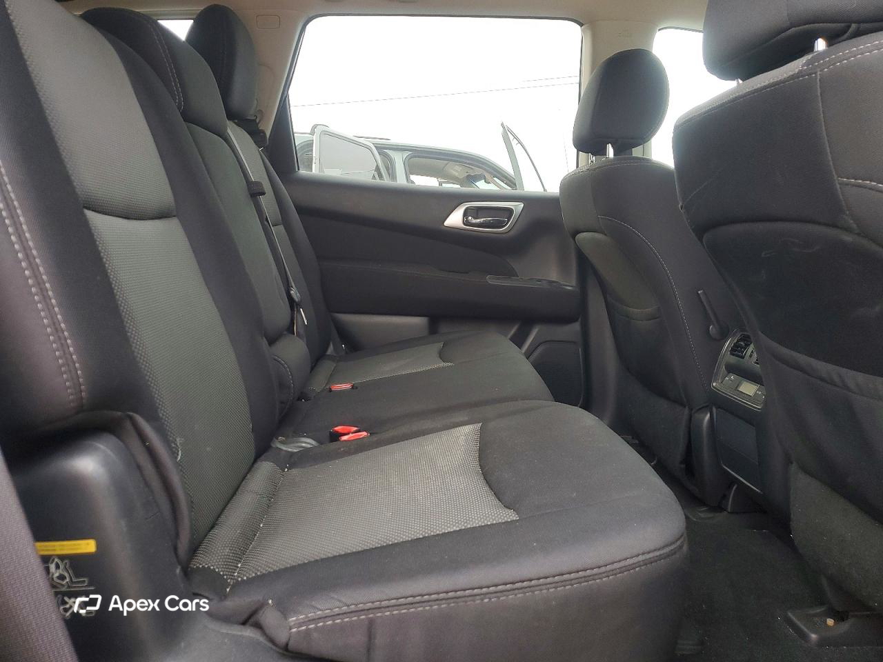 Nissan Pathfinder 2017