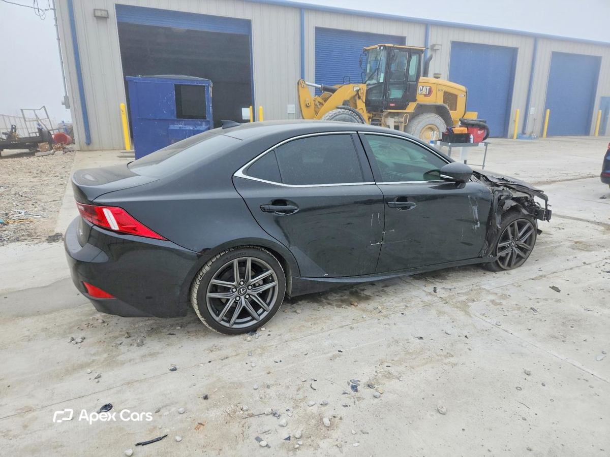 Lexus IS 2015