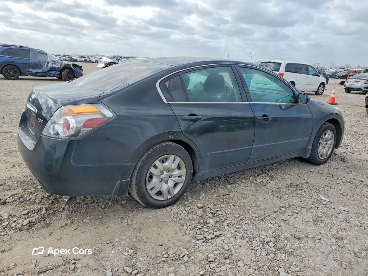 Nissan Altima 2012