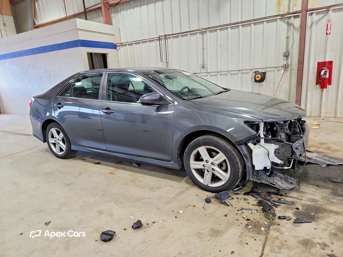Toyota Camry 2012