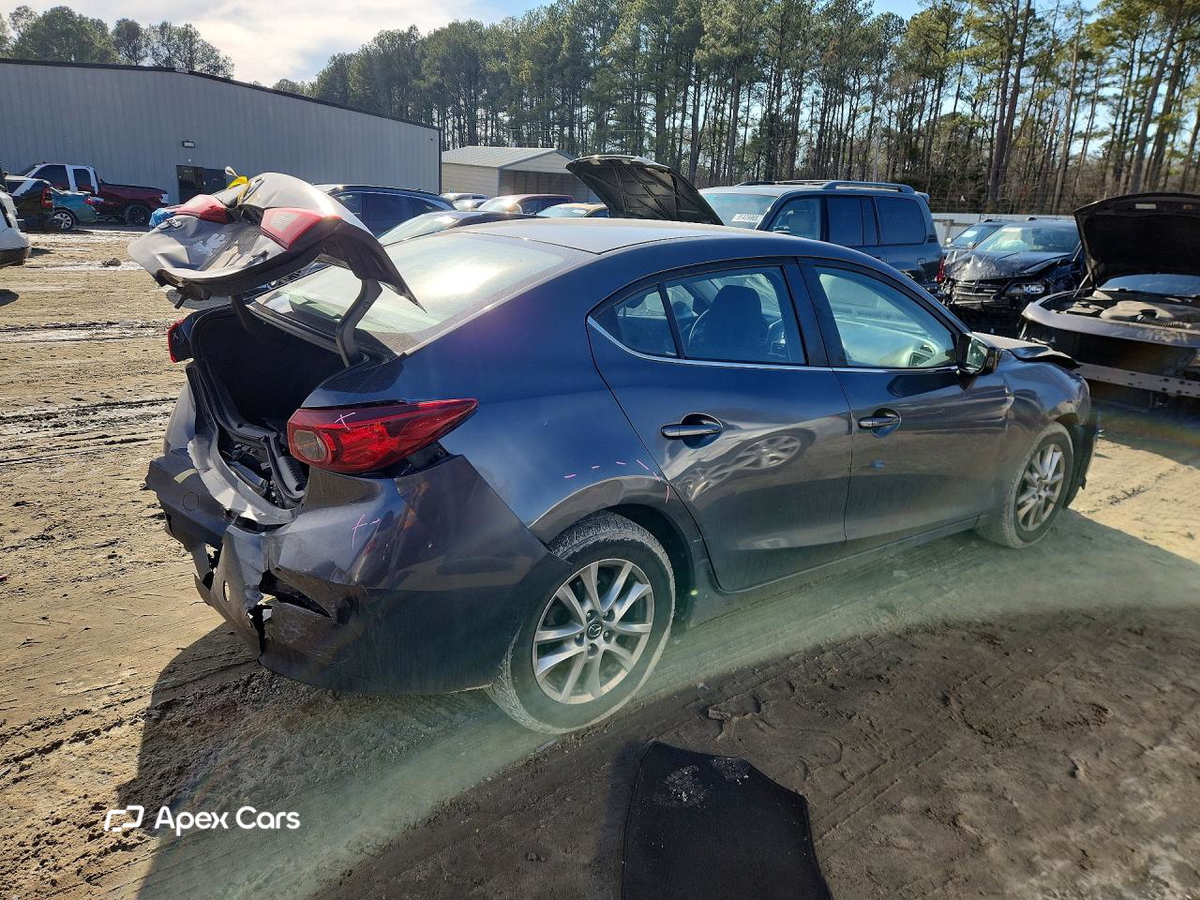 Mazda 3 2016