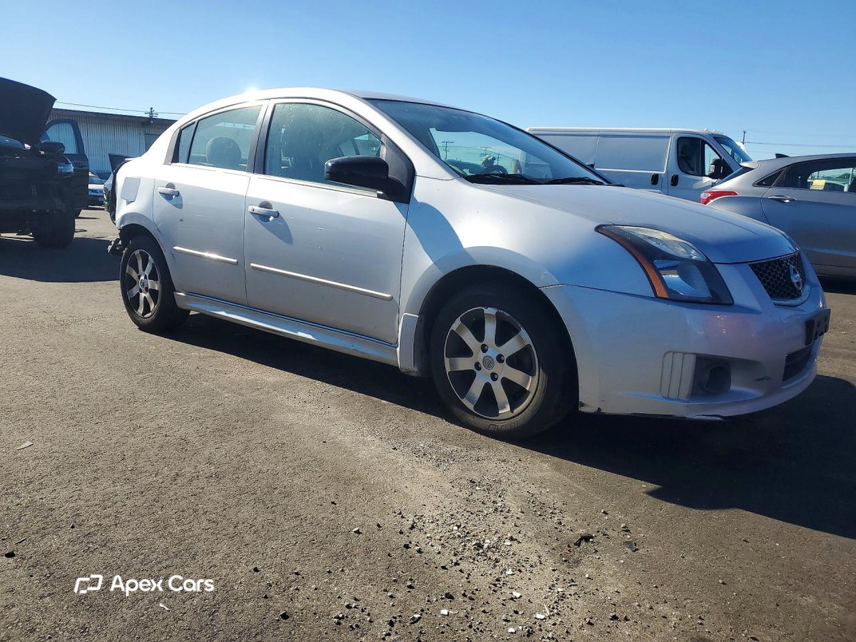 Nissan Sentra 2012