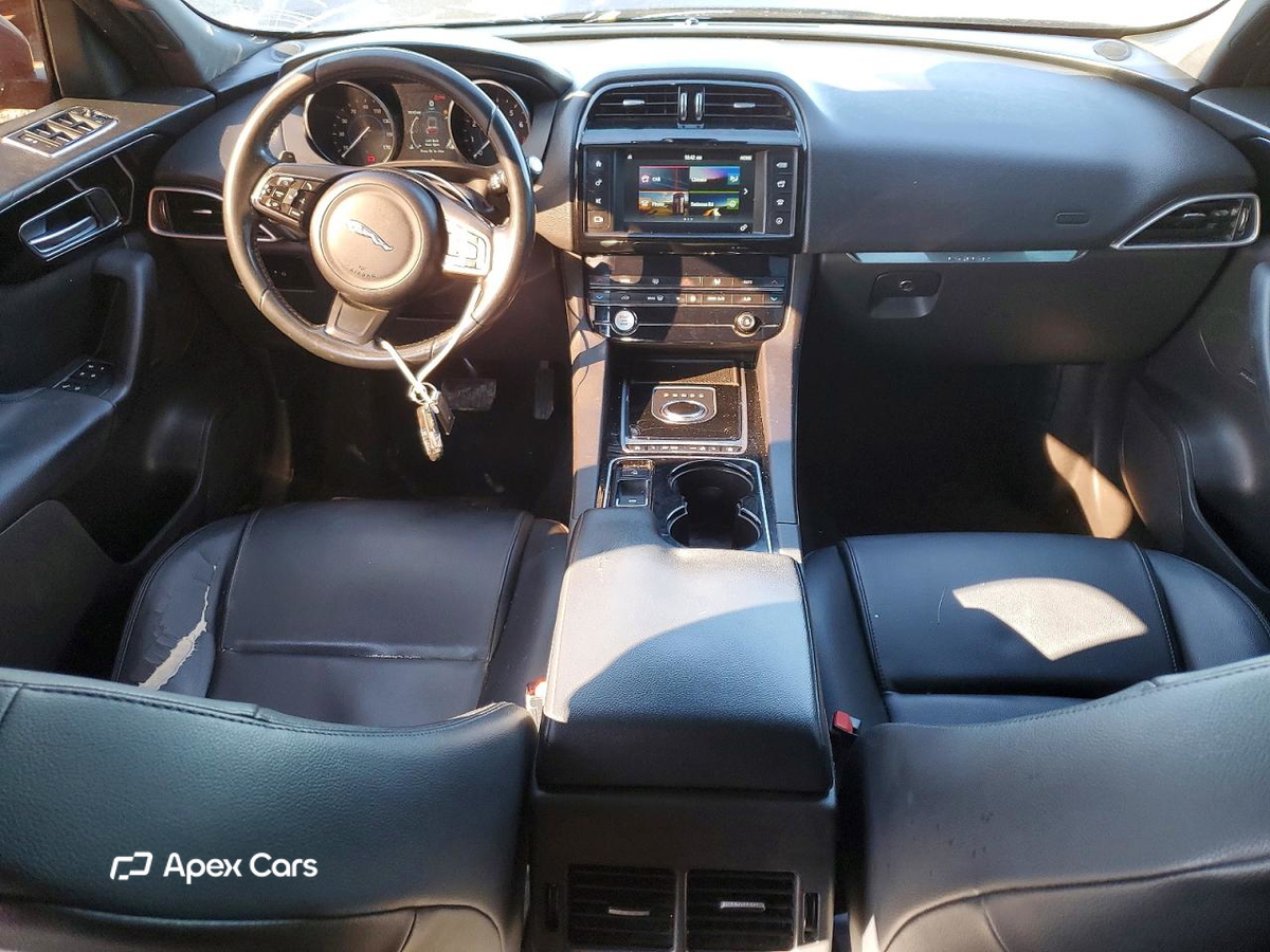 Jaguar F-Pace 2017