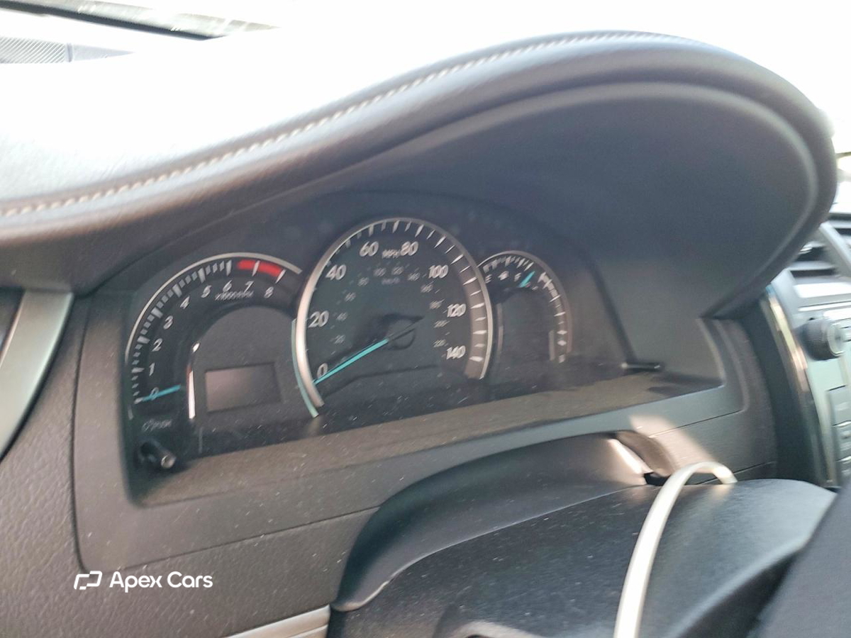 Toyota Camry 2012