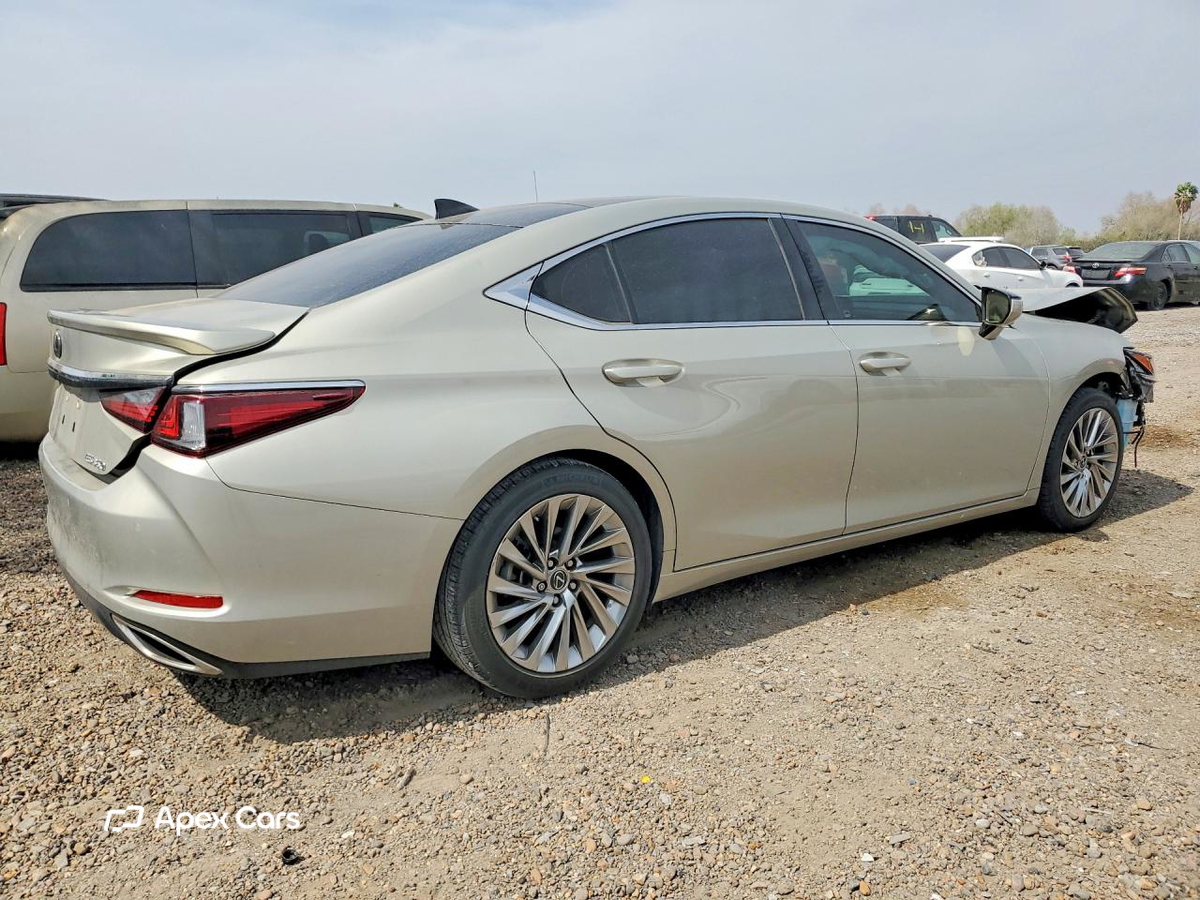 Lexus ES 2023