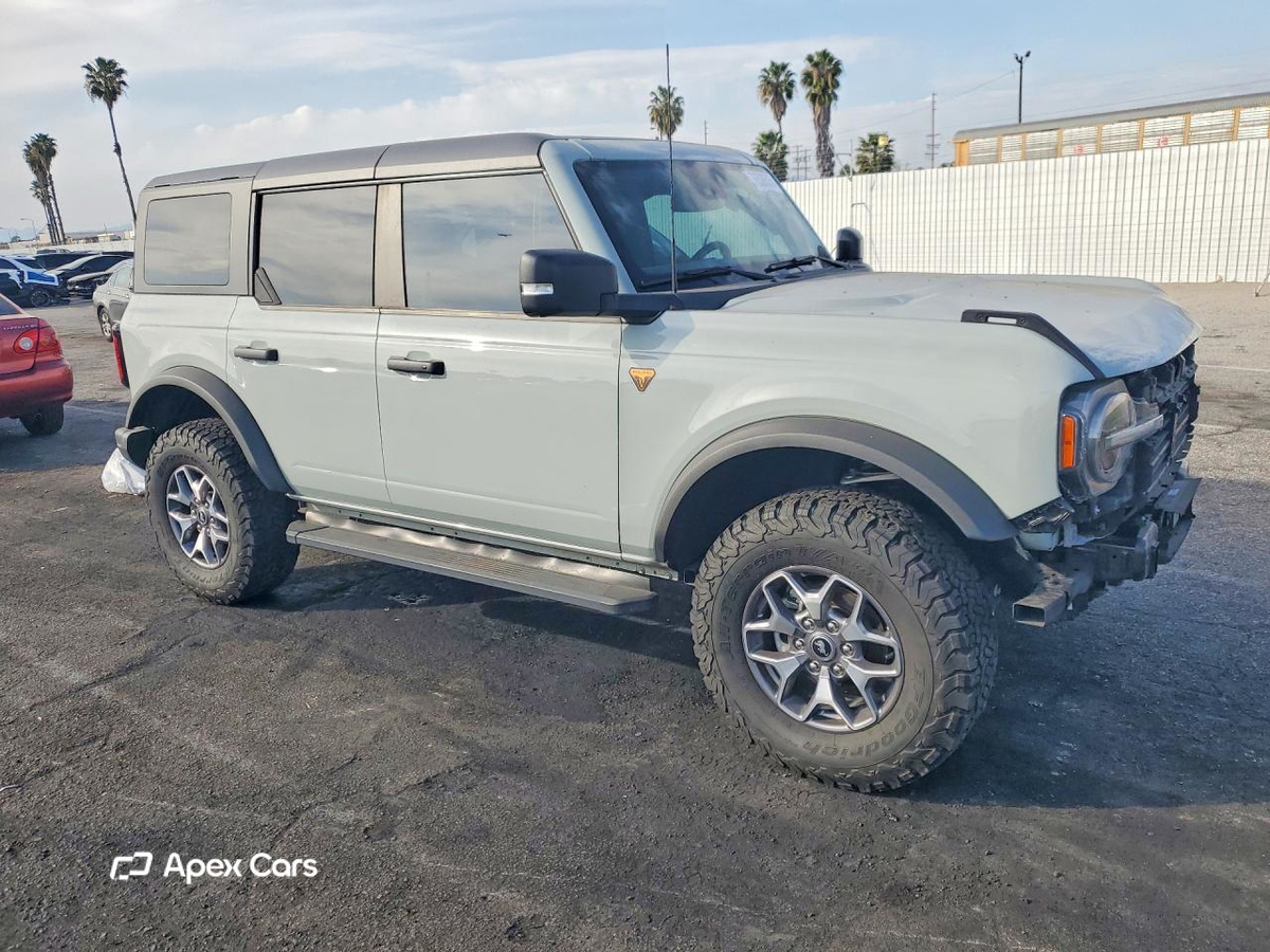 Ford Bronco 2023