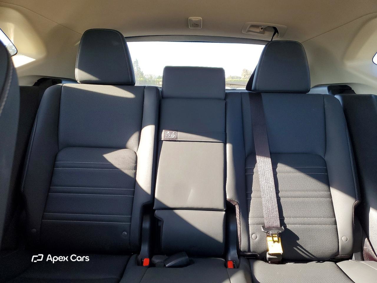 Lexus NX 2021