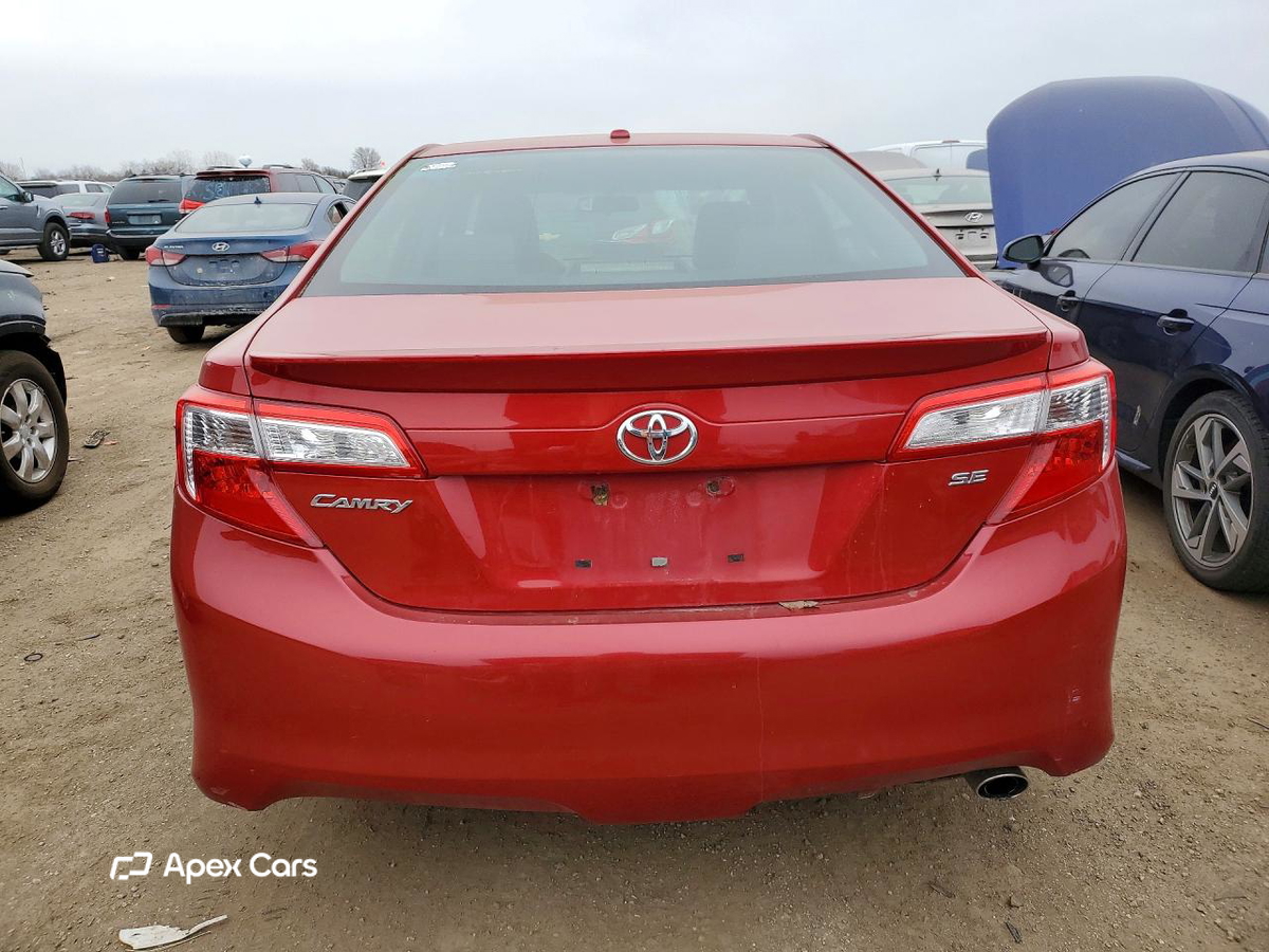 Toyota Camry 2012