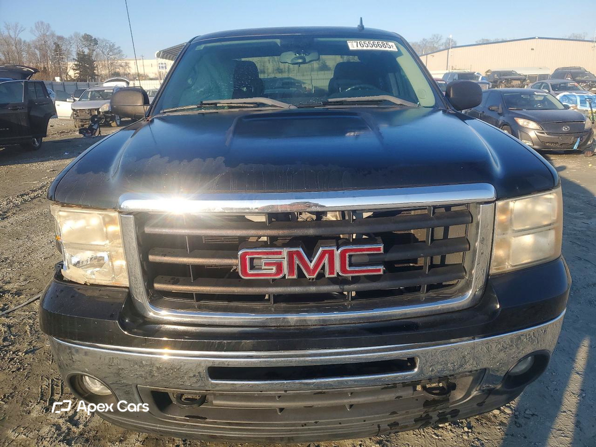 GMC Sierra 2010