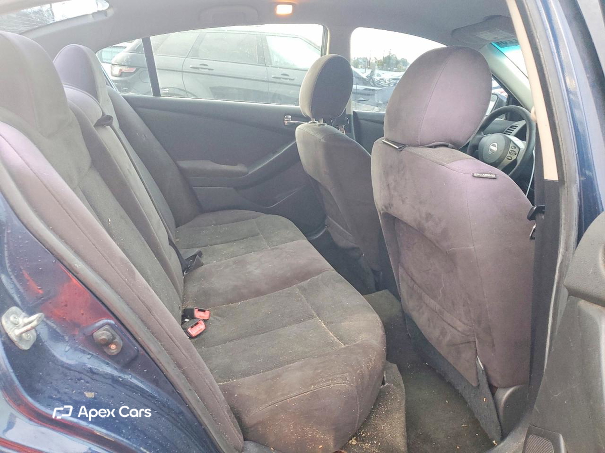 Nissan Altima 2011