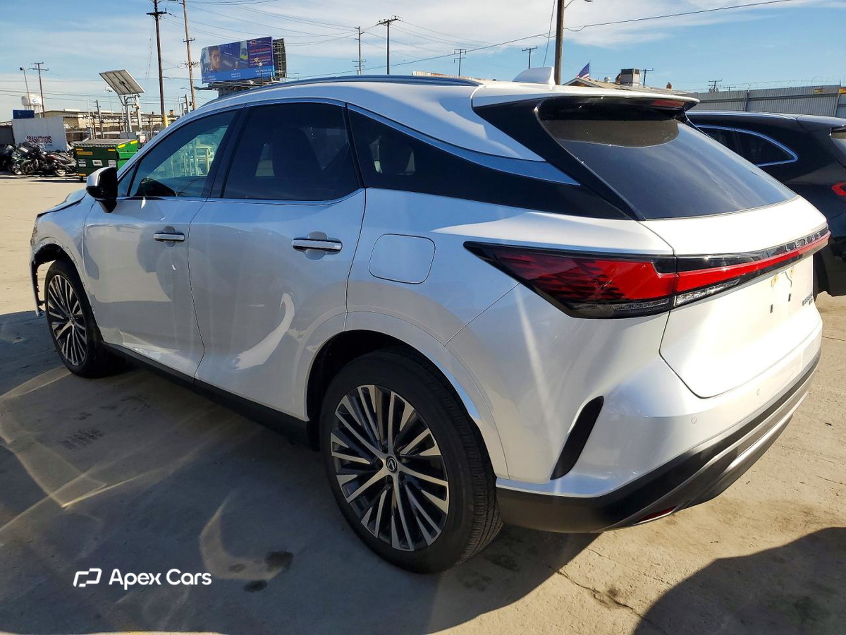 Lexus RX 2023