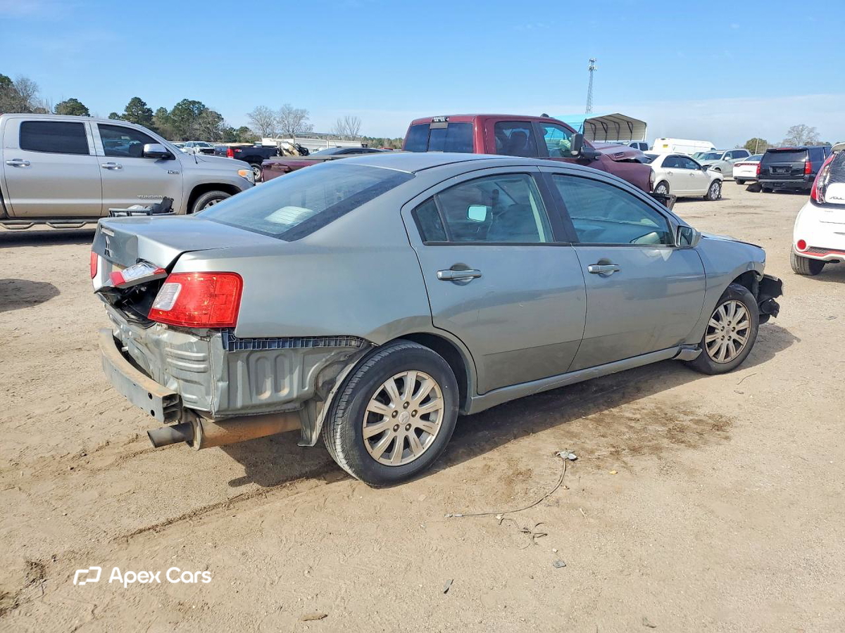 Mitsubishi Galant 2009