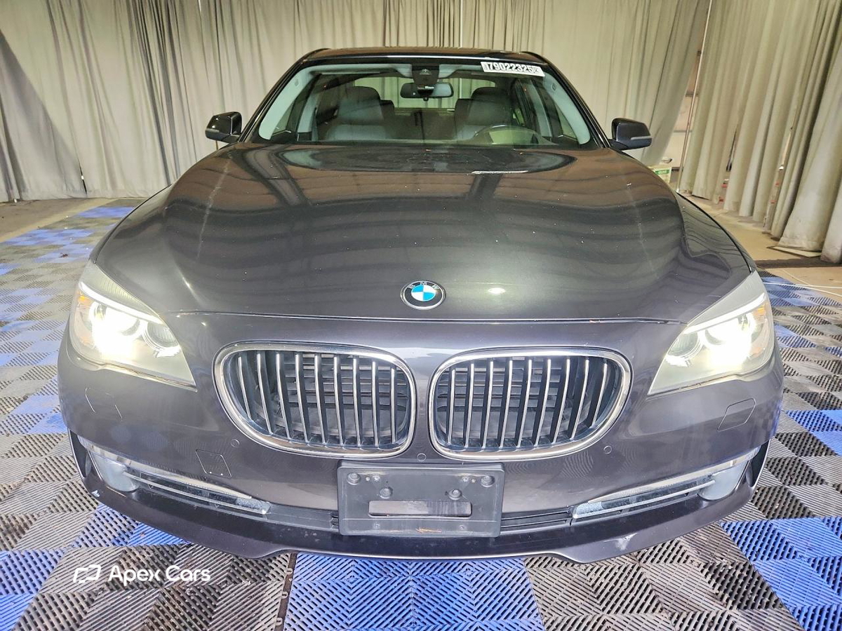 BMW Series 7 2013