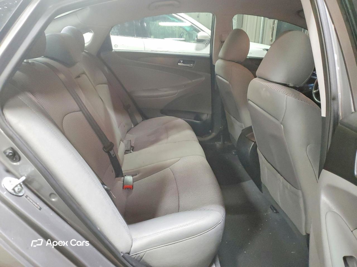 Hyundai Sonata 2013