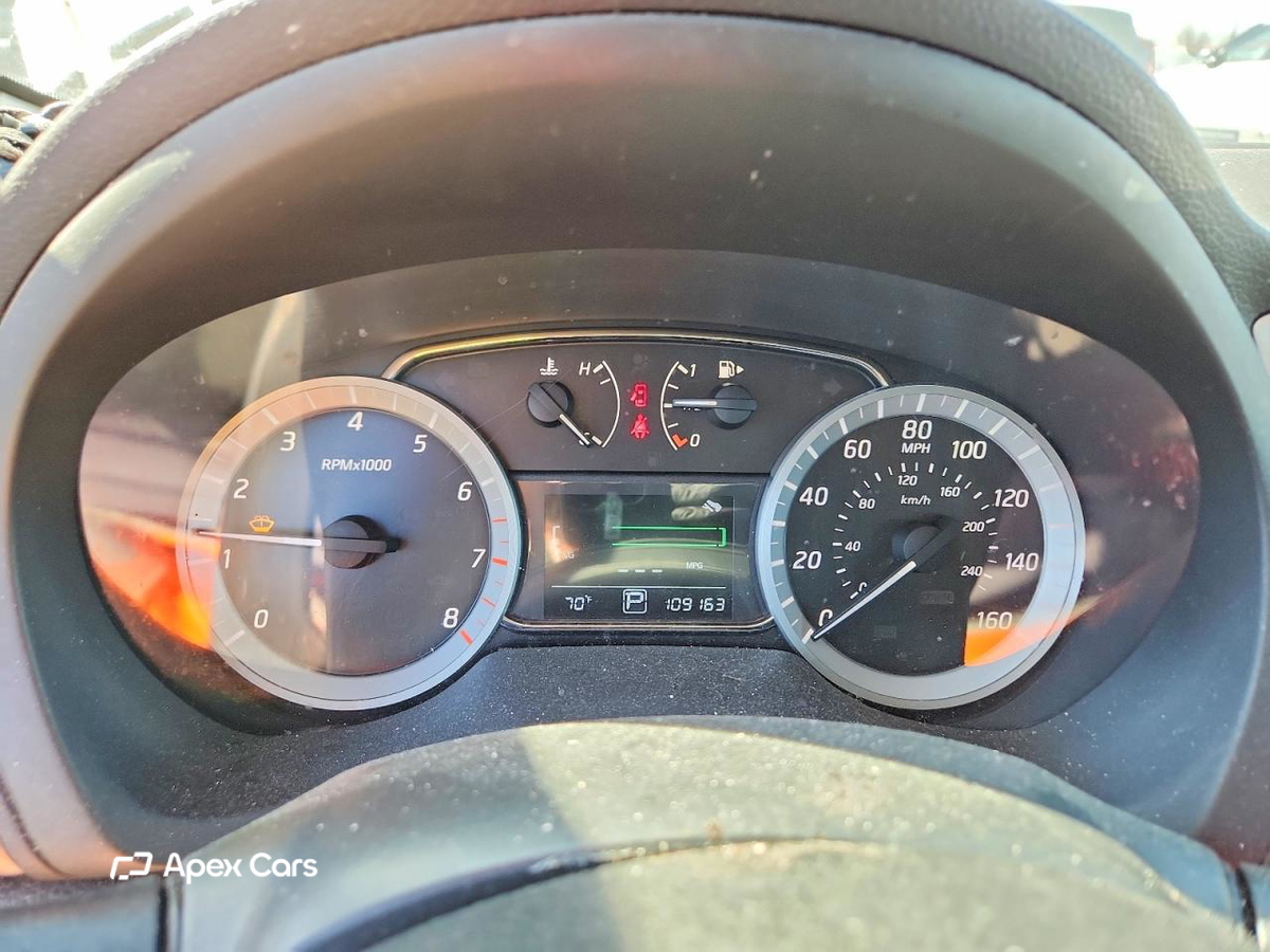 Nissan Sentra 2013